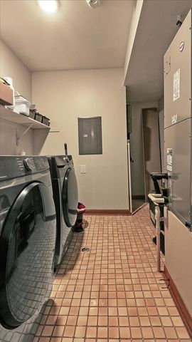 10985 S 84th Avenue 3B, Palos Hills, IL 60465