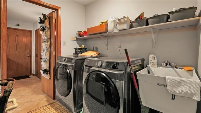 10985 S 84th Avenue 3B, Palos Hills, IL 60465