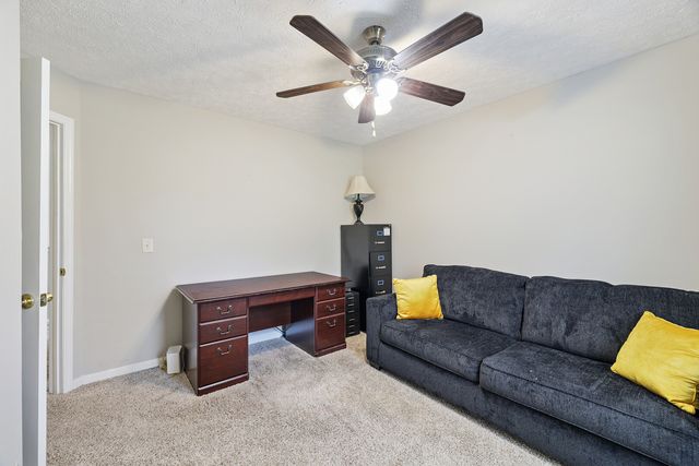 1021 Chateau Valley Ct, Nashville, TN 37207