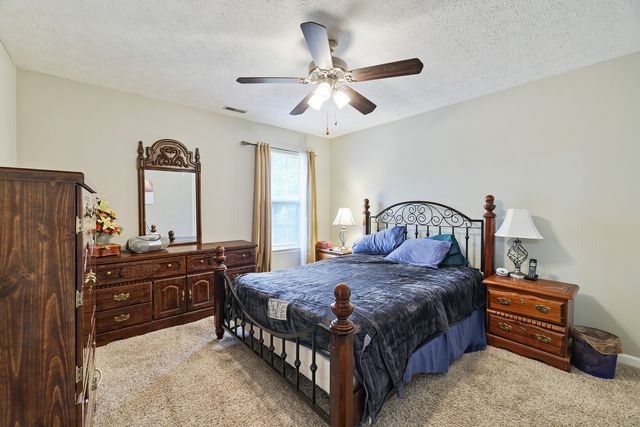 1021 Chateau Valley Ct, Nashville, TN 37207