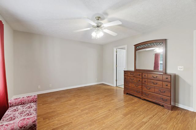 1021 Chateau Valley Ct, Nashville, TN 37207