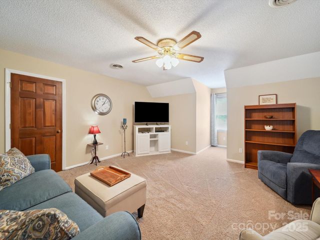 394 E Goldmine Road, Wadesboro, NC 28170