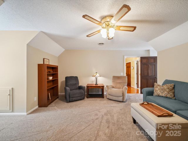 394 E Goldmine Road, Wadesboro, NC 28170