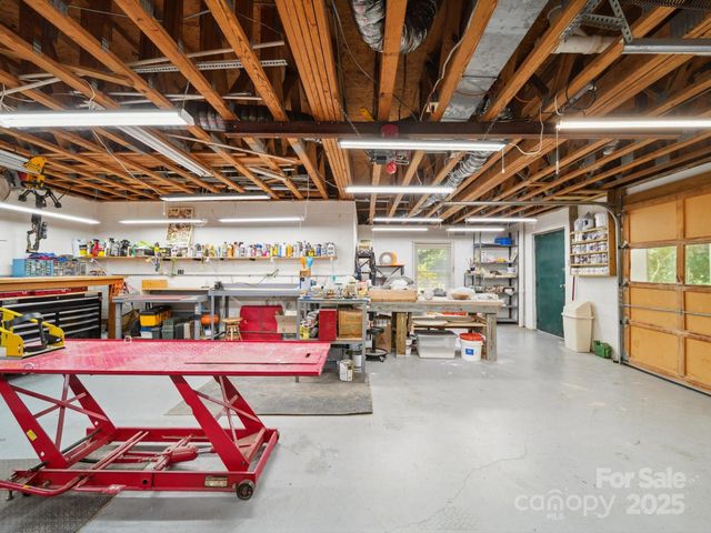 394 E Goldmine Road, Wadesboro, NC 28170