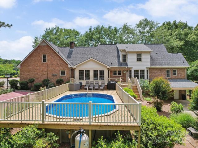 394 E Goldmine Road, Wadesboro, NC 28170