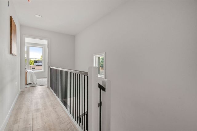 602 Canterbury 10, Boston, MA 02131