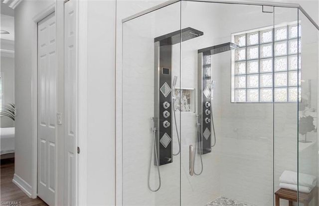 3910 Glacier CT, Naples, FL 34119