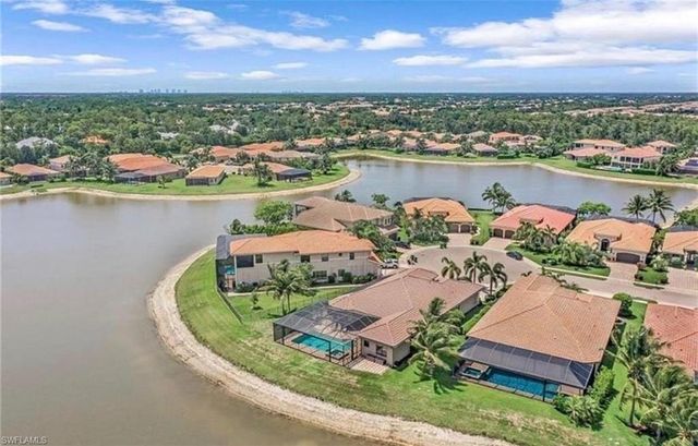 3910 Glacier CT, Naples, FL 34119