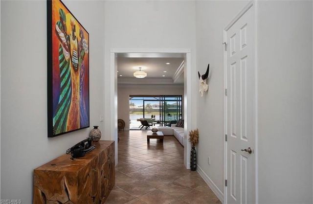 3910 Glacier CT, Naples, FL 34119