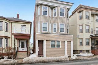 1048 Saratoga St 3, Boston, MA 02128