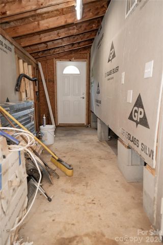 1215 W Fourth Avenue, Gastonia, NC 28052