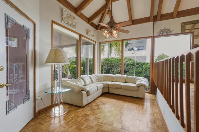 449 Bontona Avenue, Fort Lauderdale, FL 33301