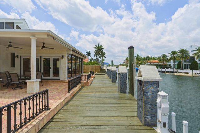 449 Bontona Avenue, Fort Lauderdale, FL 33301