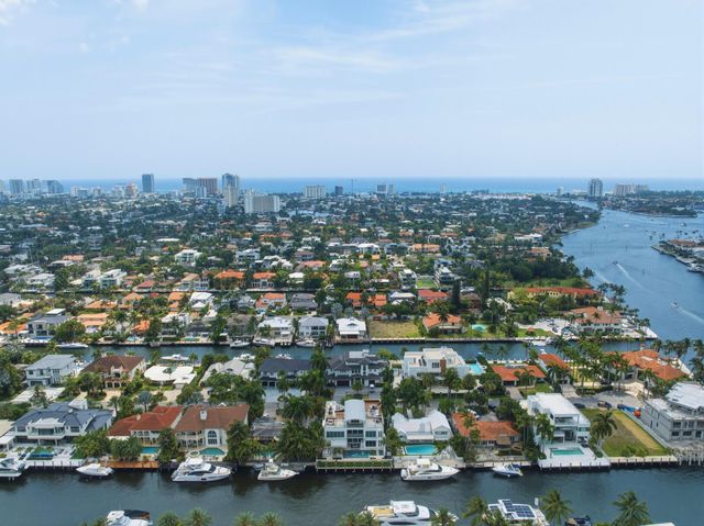 449 Bontona Avenue, Fort Lauderdale, FL 33301