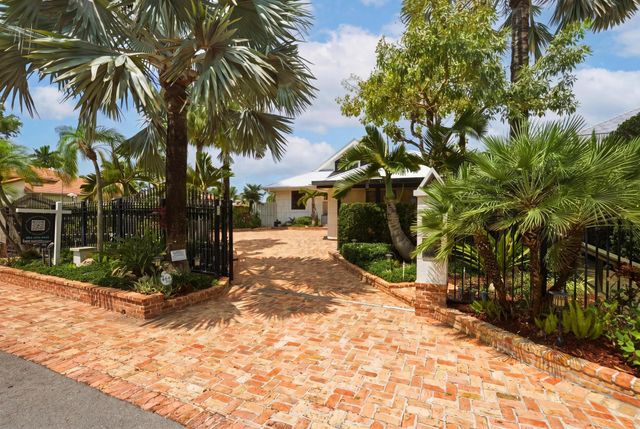 449 Bontona Avenue, Fort Lauderdale, FL 33301