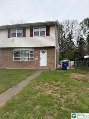 1664 whitehall Avenue, South Whitehall Twp, PA 18104