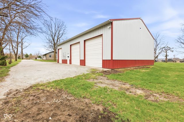 7974 W 300 N, Greenfield, IN 46140