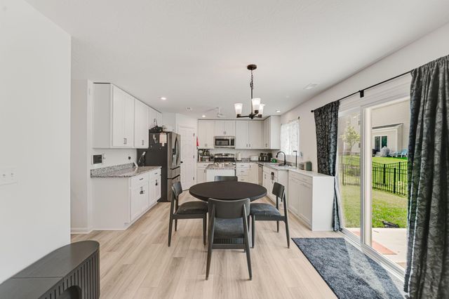 1017 Queen Bee Place, Grove City, OH 43123