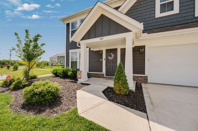 1017 Queen Bee Place, Grove City, OH 43123