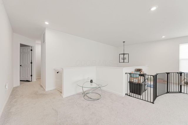 1017 Queen Bee Place, Grove City, OH 43123