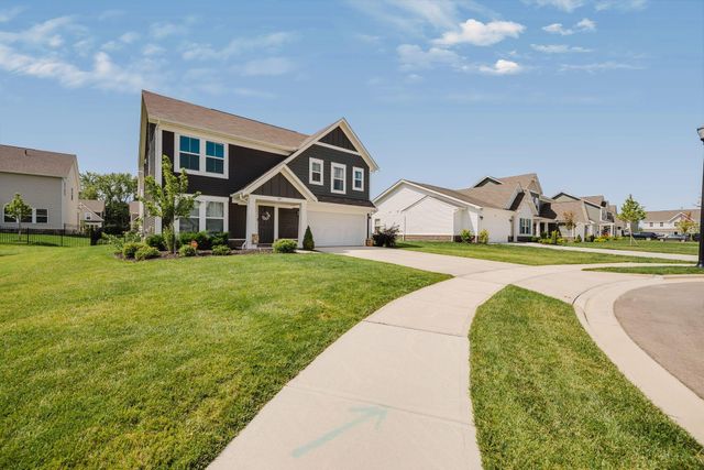 1017 Queen Bee Place, Grove City, OH 43123