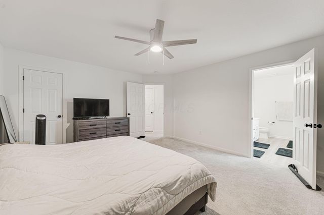 1017 Queen Bee Place, Grove City, OH 43123
