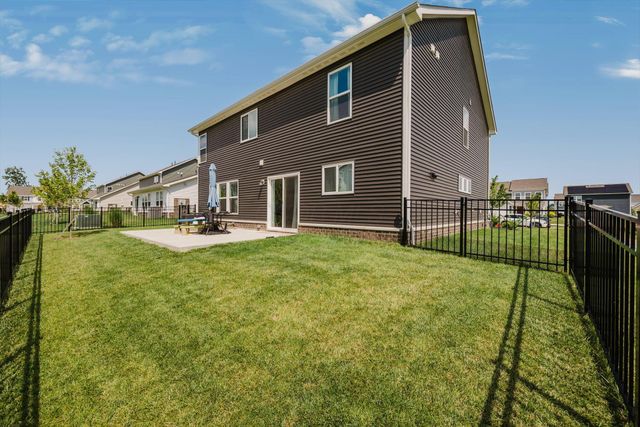 1017 Queen Bee Place, Grove City, OH 43123