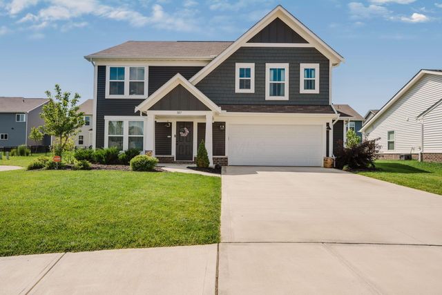 1017 Queen Bee Place, Grove City, OH 43123