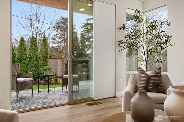 4526 327th Place NE, Carnation, WA 98014