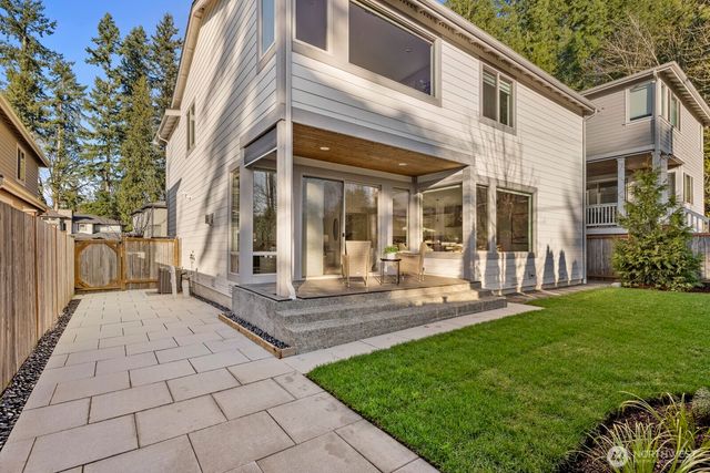 4526 327th Place NE, Carnation, WA 98014