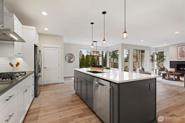 4526 327th Place NE, Carnation, WA 98014