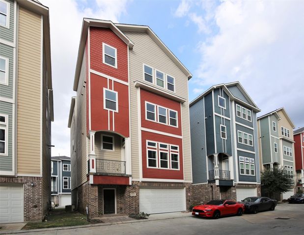 2114 Bidwell, Houston, TX 77018