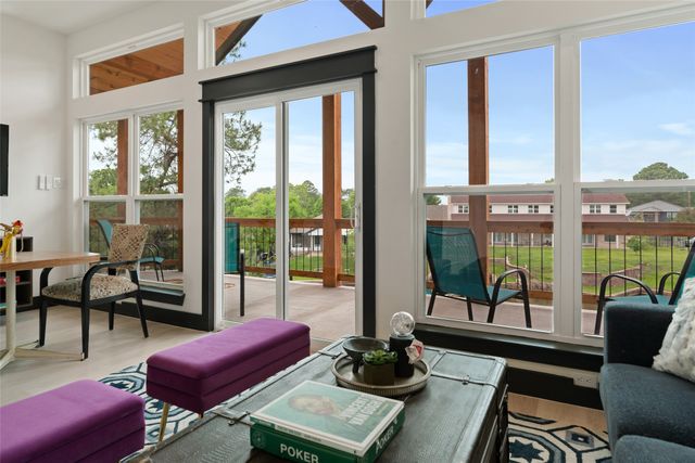 105 Hilltop Drive, Trinidad, TX 75163