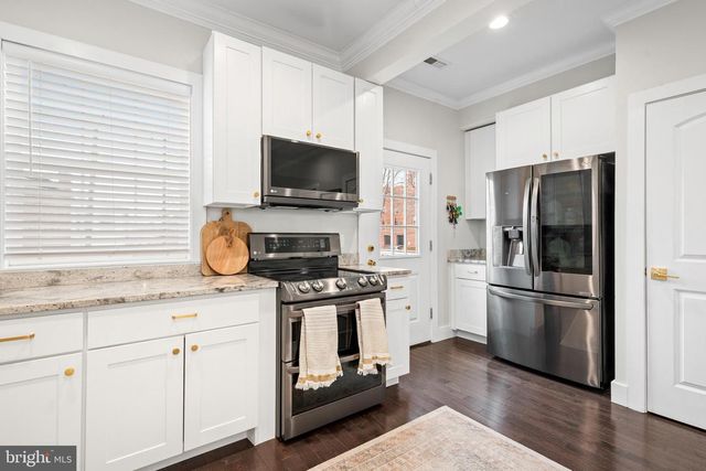 5304 8TH ST NW, Washington, DC 20011