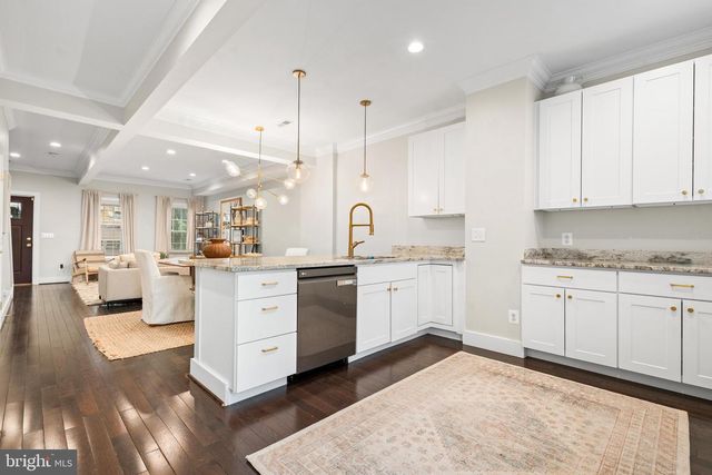 5304 8TH ST NW, Washington, DC 20011