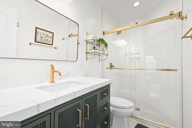 5304 8TH ST NW, Washington, DC 20011