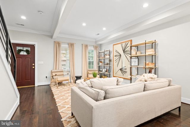 5304 8TH ST NW, Washington, DC 20011