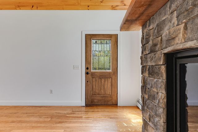 61 Twin Hill Road, Westford, VT 05494