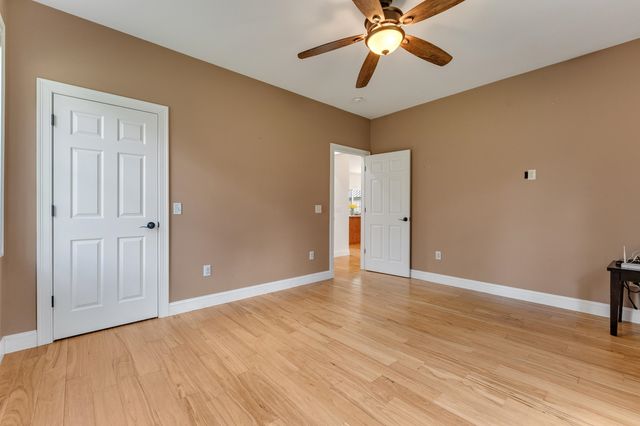 61 Twin Hill Road, Westford, VT 05494