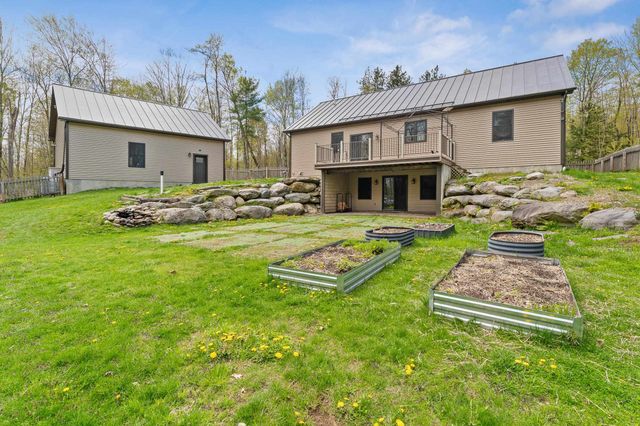 61 Twin Hill Road, Westford, VT 05494