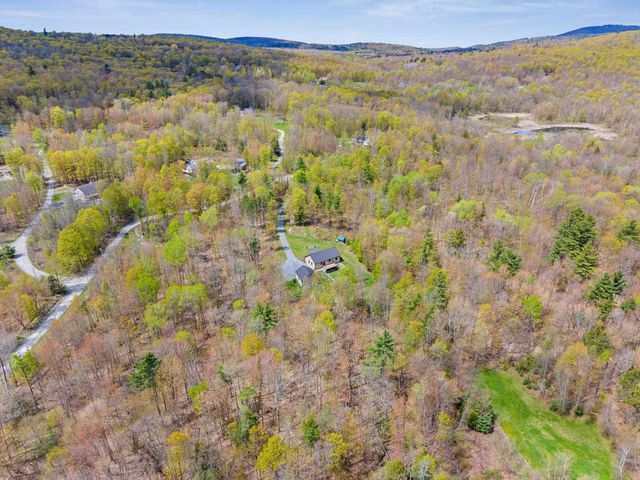 61 Twin Hill Road, Westford, VT 05494