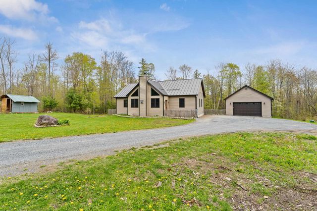 61 Twin Hill Road, Westford, VT 05494