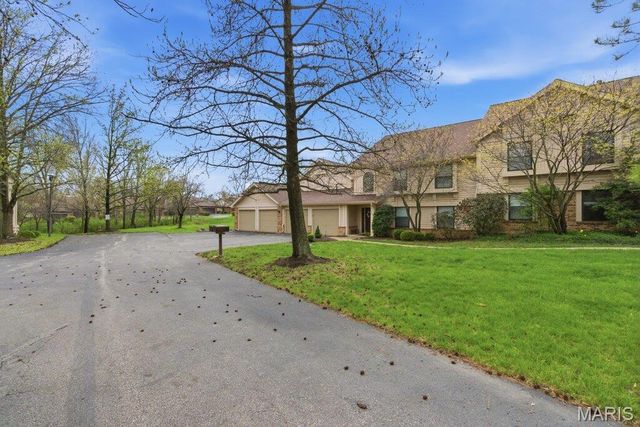 1209 Lofty Point Drive A, Ballwin, MO 63021