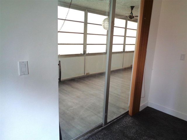 7320 Lake Circle Drive 101, Margate, FL 33063