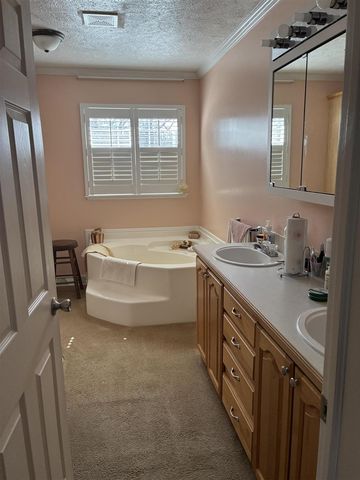 7451 W 76th Street, Baldwin, MI 49304