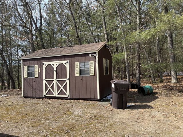 7451 W 76th Street, Baldwin, MI 49304