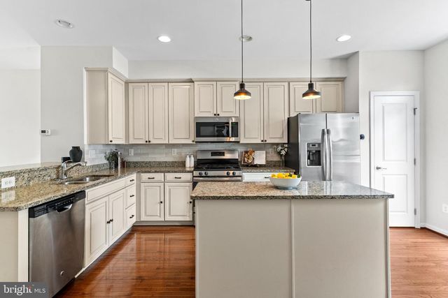 24829 COATS SQ, Aldie, VA 20105