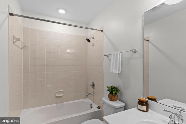 24829 COATS SQ, Aldie, VA 20105