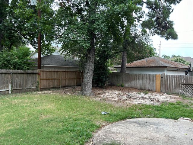 11602 Cypresswood Drive, Houston, TX 77070