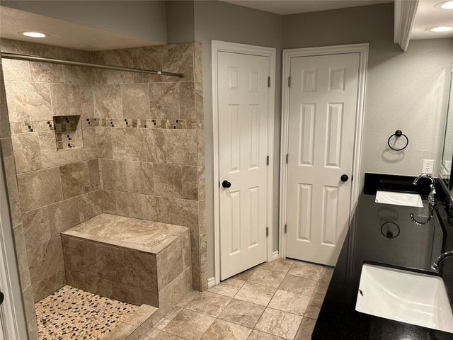 11602 Cypresswood Drive, Houston, TX 77070